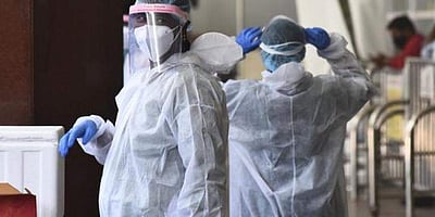 மூன்றாவது தவணை தடுப்பூசிக்கு அனுமதி அளிக்க அமெரிக்கா முனைப்பு