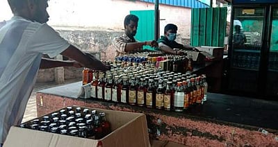 திருப்பூர் டாஸ்மாக் பார்களில் சோதனை: ரூ.5 லட்சம் மதிப்புள்ள மதுபாட்டில்கள் பறிமுதல்