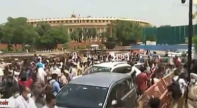 ராகுல் காந்தி தலைமையில் எதிர்க்கட்சிகள் பேரணி