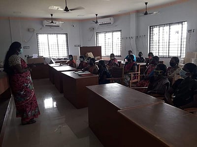 கூத்தாநல்லூர்: மகளிர் சுய உதவிக் குழுவினருக்கு 3 நாள்கள் பயிற்சி