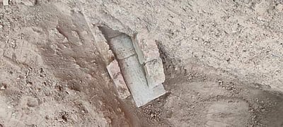 பொற்பனைக்கோட்டை அகழாய்வில் செங்கற்களால் கட்டப்பட்ட கால்வாய் கண்டெடுப்பு!