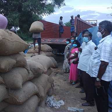 நேரடி கொள்முதல் நிலையத்தில் 462 நெல் மூட்டைகள் பறிமுதல்