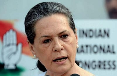 சோனியா காந்தி பிறந்தநாள்: பிரதமர் மோடி வாழ்த்து