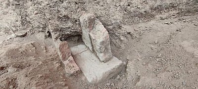 பொற்பனைக்கோட்டை அகழாய்வில் செங்கல் கால்வாய் கட்டுமானம்