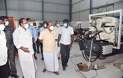 அனைத்து தரப்பினருக்கும் ஏற்ற வகையில் குடியிருப்புகள்: அமைச்சா் தா.மோ. அன்பரசன்