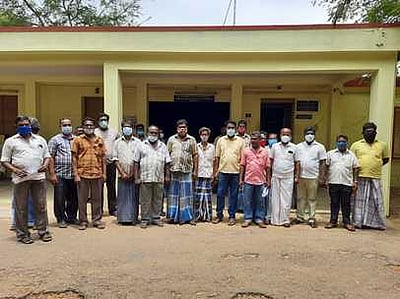 கோவில்பட்டியில் கோட்டாட்சியா் அலுவலகம் முற்றுகை