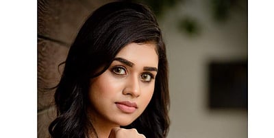 கோப்ரா படத்தில் நடிக்கும் 'மதுரை' மீனாட்சி (படங்கள்)