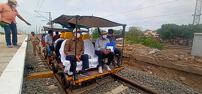 தட்டப்பாறை - மீளவிட்டான் இரட்டை ரயில்பாதை பணிகள்: ரயில்வே பாதுகாப்பு ஆணையர் ஆய்வு 