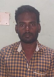 விருதுநகா் அருகே மனைவியை எரித்துக் கொன்ற கணவா், பெண் கைது