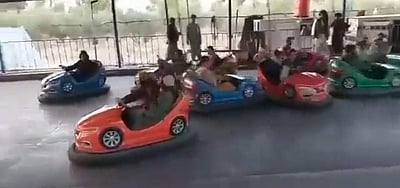 குழந்தைகளாக மாறிய தலிபான்கள்(விடியோ)