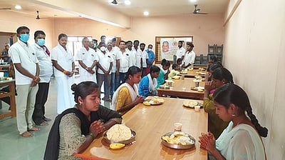 ஓமலூரில் மூப்பனாா் பிறந்த நாள் விழா