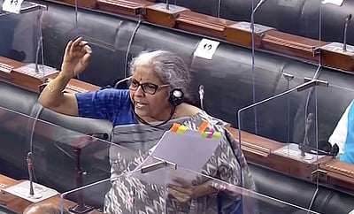 காப்பீடு சட்டத்திருத்த மசோதா மக்களவையில் நிறைவேற்றம்