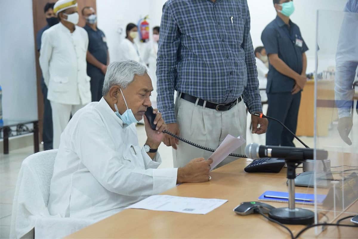 நாடாளுமன்றத்தில் பெகாஸஸ் பிரச்னையை விவாதிக்க வேண்டும்: பிகார் முதல்வர்