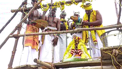 புளியரம்பாக்கம் முனீசுவரா் கோயிலில் நன்னீராட்டுப் பெருவிழா