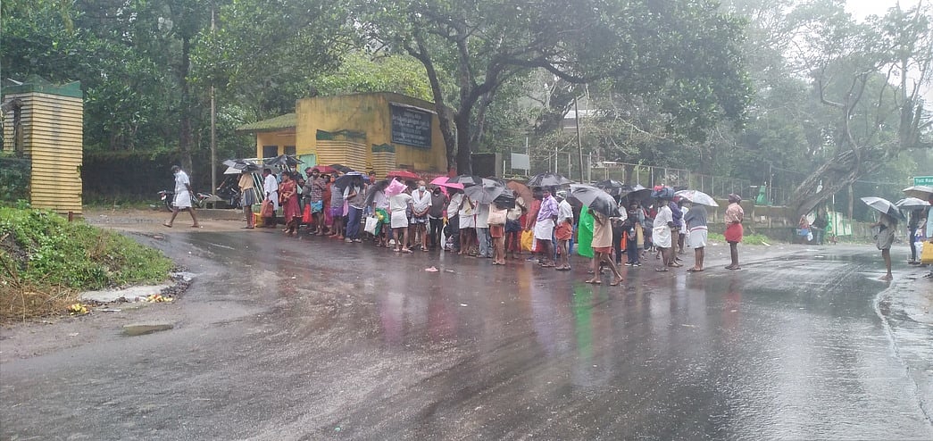 11 ஆண்டுகளாக முடங்கிக் கிடக்கும் குமுளி பேருந்து நிலைய திட்டம்