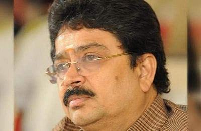 தேசியக் கொடியை அவமதித்ததாக வழக்கு:ரத்து செய்யக் கோரி எஸ்.வி.சேகா் மனு