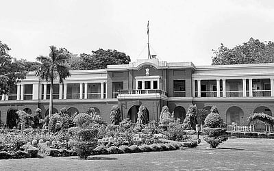 வேலை... வேலை... வேலை...