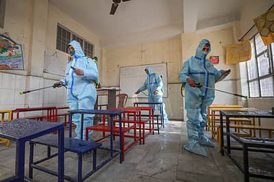 திரிபுரா: ஆக. 25 முதல் 6-12-ம் வகுப்புகளுக்கு பள்ளிகள் திறப்பு