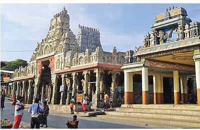 திருச்செந்தூர் முருகன் கோவிலில் நாளை முதல் பக்தர்களுக்கு அனுமதி இல்லை