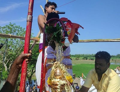 வாழக்கரை எண்ணாயிரமுடைய அய்யனாா் ஆலய  கும்பாபிஷேகம்