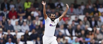 இந்திய அணி இன்று வீழ்த்திய இரு விக்கெட்டுகள் (விடியோ)