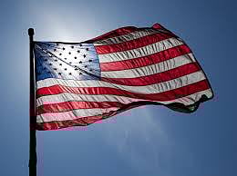 காபூல் குண்டுவெடிப்பு: அமெரிக்காவில் அரைக்கம்பத்தில் தேசியக்கொடி