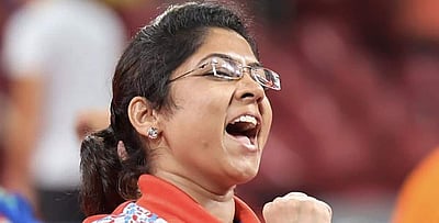 டோக்கியோ பாராலிம்பிக்ஸில் வரலாறு படைப்பாரா?: இறுதிச்சுற்றுக்கு முன்னேறினார் இந்தியாவின் பவினா படேல்