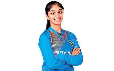 கிரிக்கெட் ரசிகர்களை திரும்பி பார்க்க வைத்தவர்!