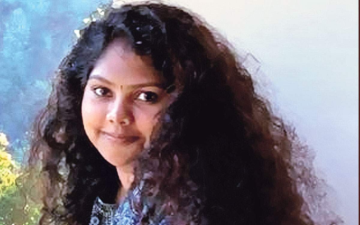 மொழியும் புத்தகமும் தரும் வெற்றி!