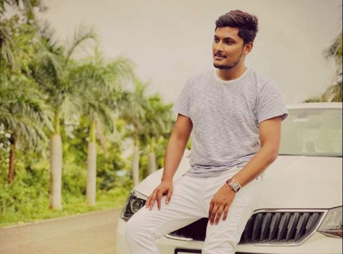 'நண்பர்களுடன் செல்கிறேன்': கருணாசாகரின் கடைசி உரையாடல்