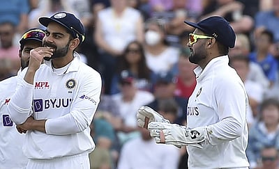 கோலியை ரிவியூ எடுக்கச் சொல்லி கெஞ்சிய பந்த்: பலன் கிடைத்ததா? (விடியோ)