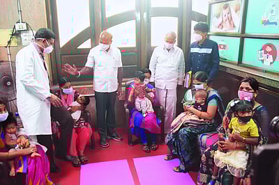 பாதிப்பு அதிகம் உள்ள மாவட்டங்களுக்குகூடுதல் தடுப்பூசிகள்: அமைச்சா் மா.சுப்பிரமணியன் தகவல்