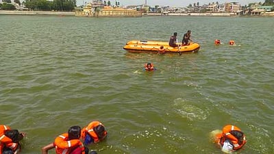 காவலா்களுக்கு பேரிடா் மேலாண்மை பயிற்சி