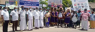 கரோனா விழிப்புணா்வு கலை நிகழ்ச்சிகள், ஊா்வலம்