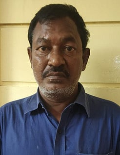 மூதாட்டியை நூதனமாக ஏமாற்றி 11 பவுன் நகை திருடியவா் கைது