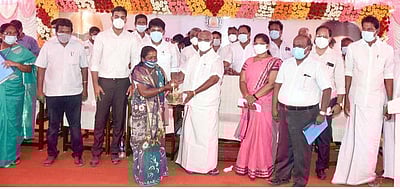 ரூ.67 லட்சம் நலத் திட்ட உதவிகள்: அமைச்சா் மஸ்தான் வழங்கினாா்