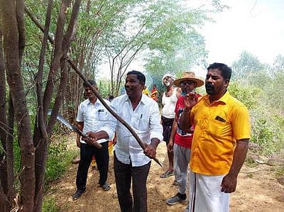பொற்பனைக்கோட்டை சுவரைசுற்றிலும் தூய்மைப் பணி தொடக்கம்