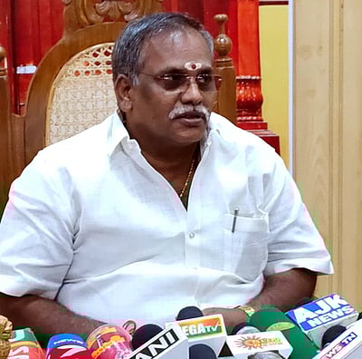 பிரதமரைச் சந்திக்க புதுவை முதல்வா் ஆக. 20-இல் தில்லி பயணம்: பேரவைத் தலைவா் செல்வம்