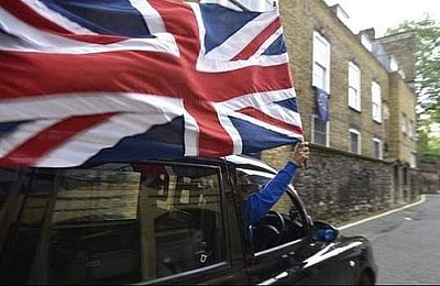 இந்திய பயணிகளுக்கு விதித்த பயண கட்டுப்பாடுகளை திரும்பபெற்ற பிரிட்டன்