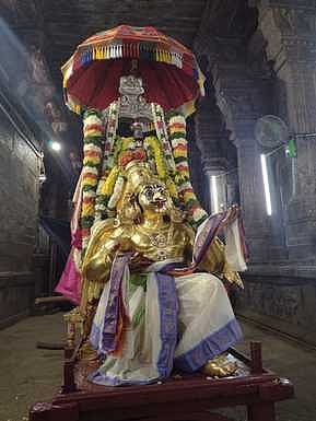 ஆடி அமாவாசை: கள்ளழகா் கோயிலில் கருட சேவை