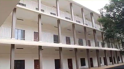 2 மாடிக்கு மேல் கட்டப்படும் கட்டடங்களில் மின்தூக்கி கட்டாயம்