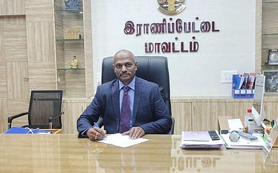 ராணிப்பேட்டை மாவட்ட புதிய ஆட்சியராக டி. பாஸ்கர பாண்டியன் பொறுப்பேற்பு