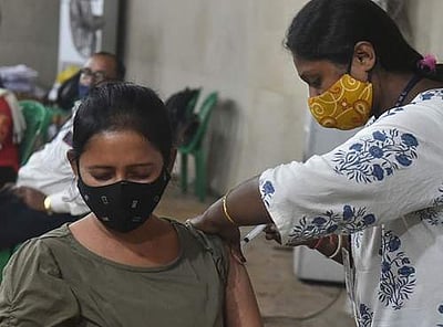 நாடு முழுவதும் புதிதாக 34,973 பேருக்கு தொற்று: 260 பேர் பலி