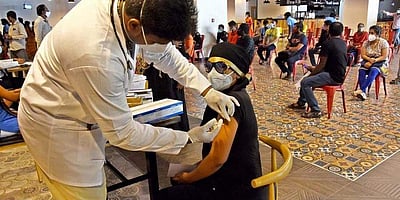 சென்னையில் நாளை 1,600 கரோனா தடுப்பூசி சிறப்பு முகாம்கள்