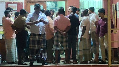 தென்காசி: நரபலி கொடுக்க முயன்றதாக 4 பேர் காவல்நிலையத்தில் ஒப்படைப்பு