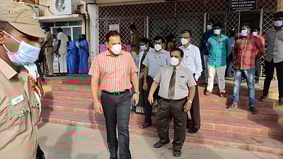 செங்கல்பட்டு அருகே நீட் தேர்வு எழுதிய மாணவி தற்கொலை முயற்சி