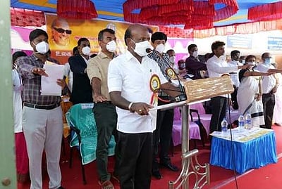 தமிழகத்தில் இவ்வளவு தற்கொலைகளா? அமைச்சர் வெளியிட்ட அதிர்ச்சித் தகவல்