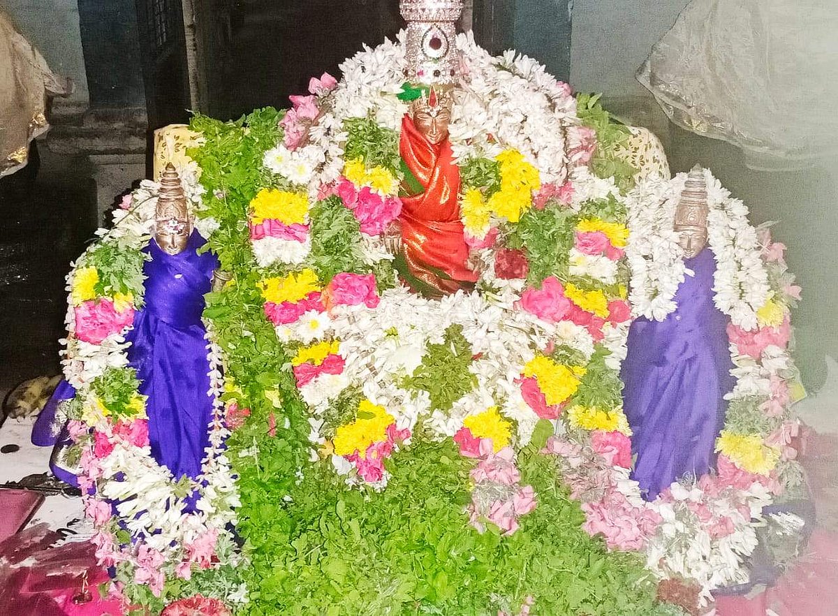 மானாமதுரை பெருமாள் கோயில்களில் புரட்டாசி முதல் சனி உற்சவ வழிபாடு