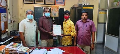 பிளஸ் 2 அசல் மதிப்பெண் சான்றிதழ் வழங்கல்: வேலைவாய்ப்பு அலுவலகப் பதிவும் தொடக்கம்