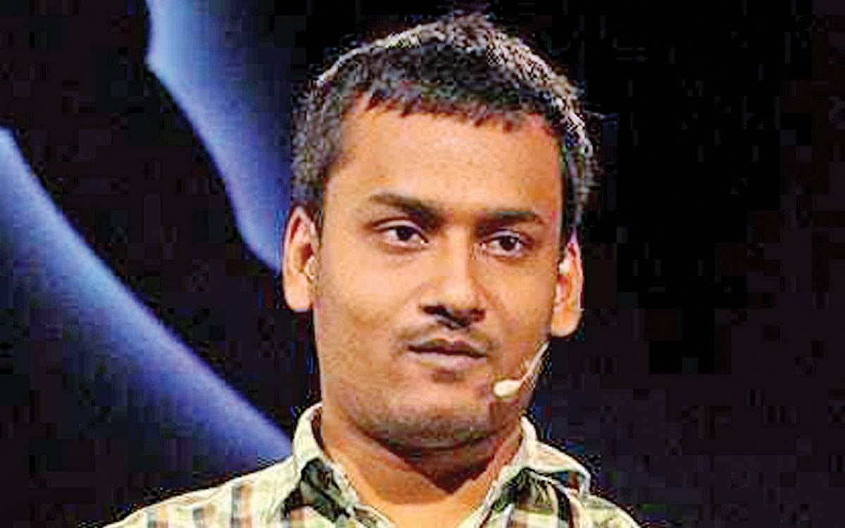 திரும்பிப் பார்க்க வைத்த  தலைமை ஆசிரியர்!